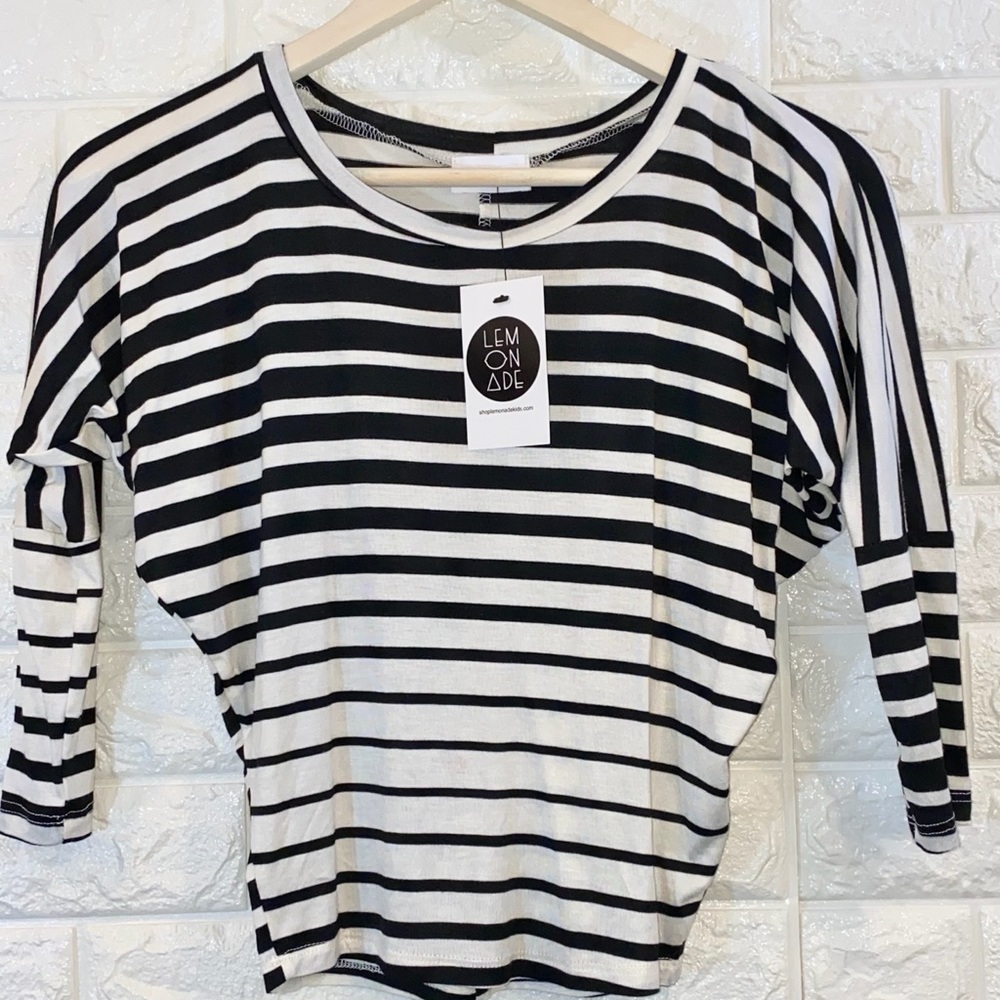 NEW! Black and white dolman top.
